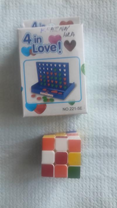 Mini hra a mini Rubikova kostka