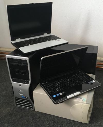 Staré, nefunkční nebo rozbité počítače