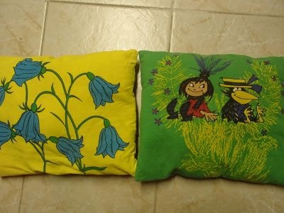 Dva dětské dekorační polštářky