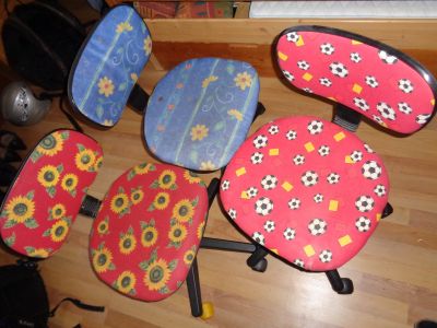 Daruji 3 ks dětské židle na kolečkách