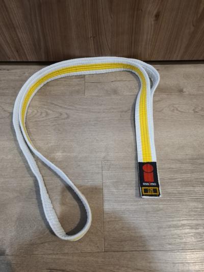 Judistický pásek žlutobílý 220 cm
