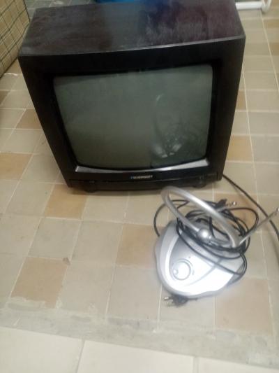 Malá televize + anténa