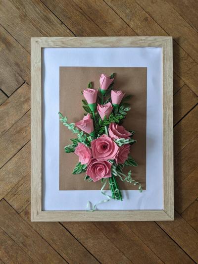 Daruji nádherný obraz s růží z papíru (ruční práce)