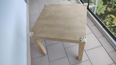Odkládací stolek LACK (IKEA)
