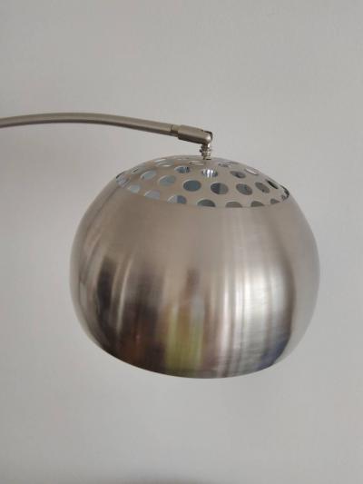 Stojací lampa