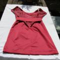 Letní či společenské šaty krátké červené