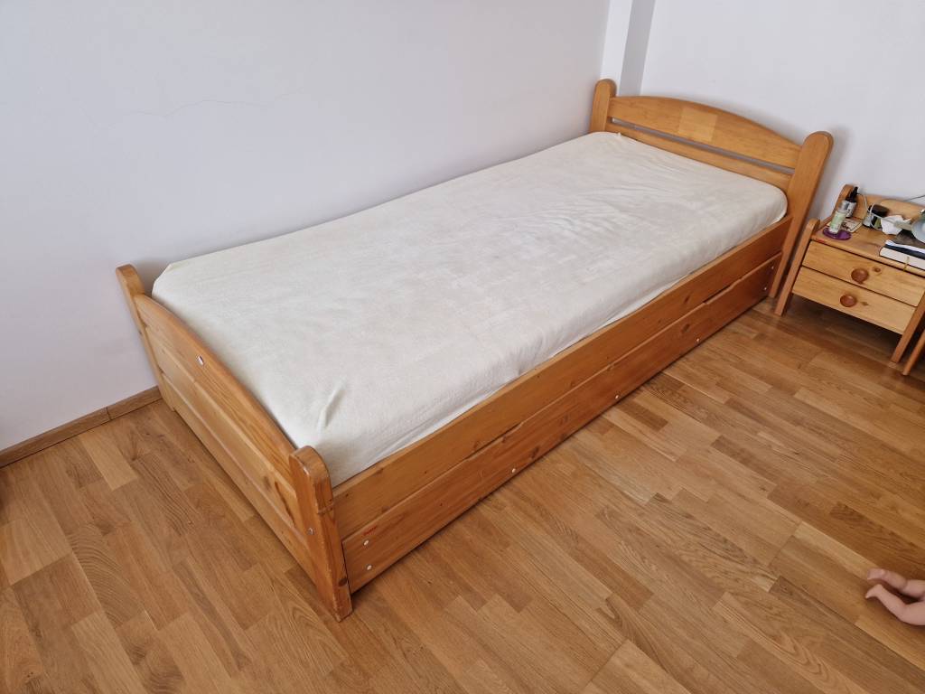 Daruji Za Odvoz Postel D evo Masiv Gazel 90x200 V ezaOdvoz Daruji Za Odvoz Postel D evo Masiv Gazel 90x200 V ezaOdvoz