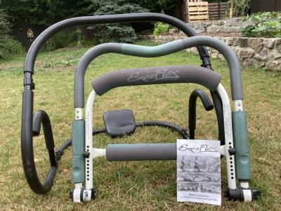 Daruji 2 cvičící pomůcky