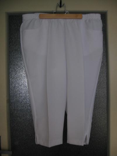 Letní kalhoty capri XL (50)