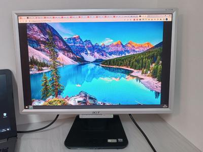 Monitor Acer AL2216W