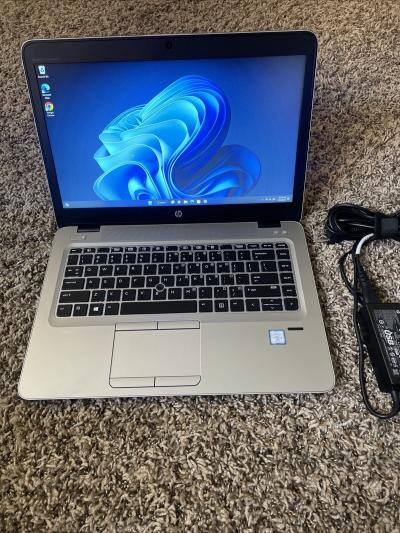 Daruji starý notebook