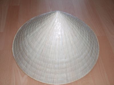 klobouk - průměr 41 cm