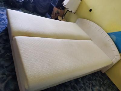 Dvoulůžko s úložným prostorem