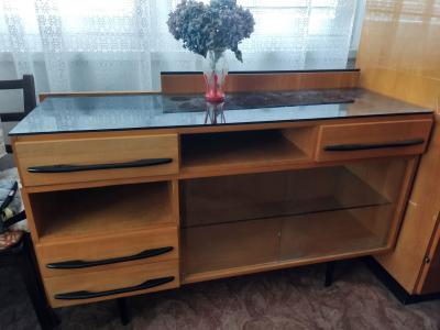 Noční stolek z 60. let