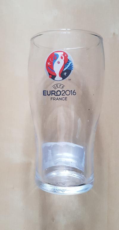 Oficiální půllitr Euro 2016