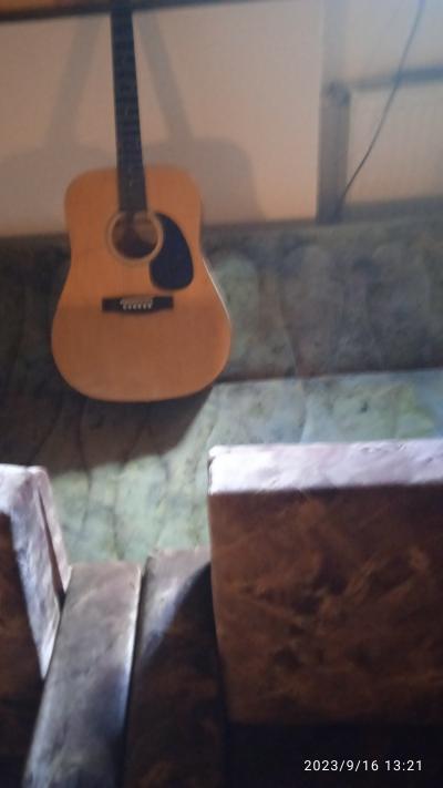 daruji sedačku s křesly