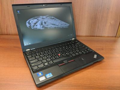 Darujem starší notebook Lenovo