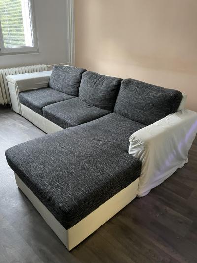 Rozkládací gauč