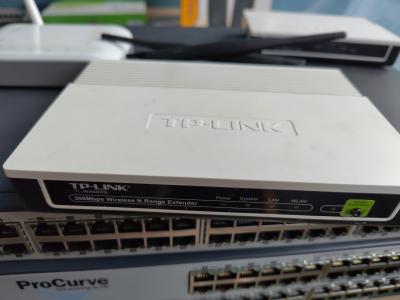 Router TP-Link TL-WA830RE