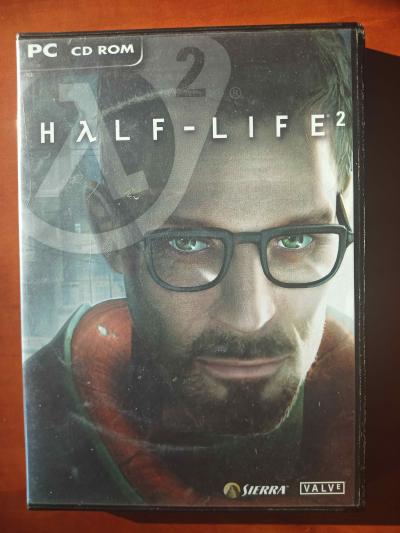 Half-Life 2 PC CD