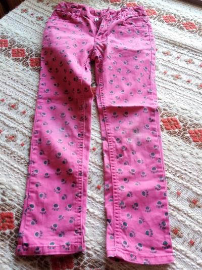 růžové džíny s tlapkama 120