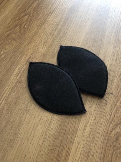 Černé vycpávky do podprsenky