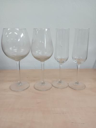 Skleničky na víno 4ks