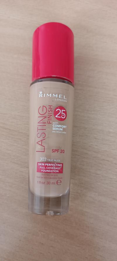 Make up Rimmel 3