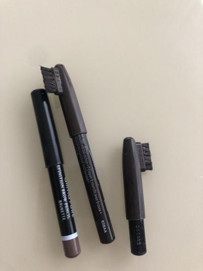 Tužky na oči - tmavě hnědá barva