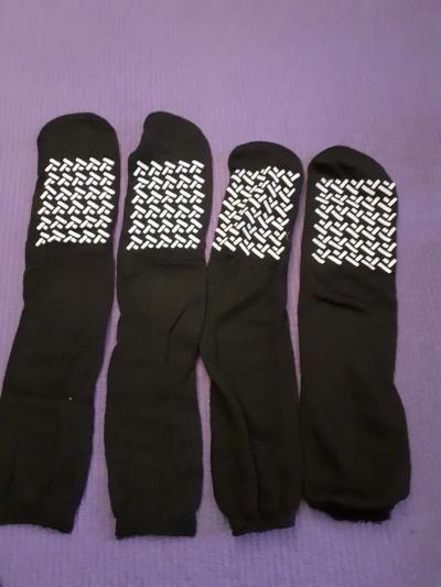 Ponožky protiskluzové tenké 2ks