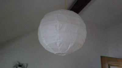 Papírový lustr (lampion)