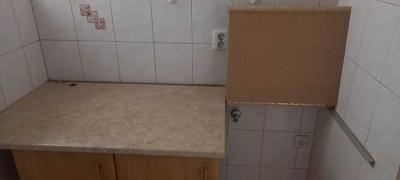 Kuchyňské skříňky s deskou