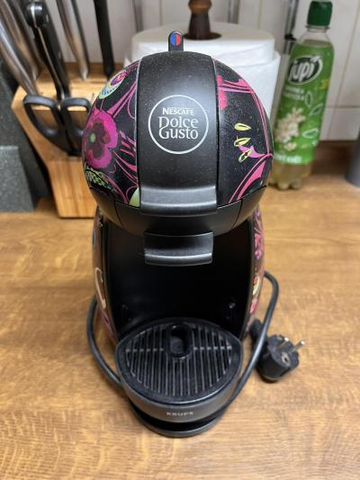 Kávovar na kapsle - Dolce Gusto