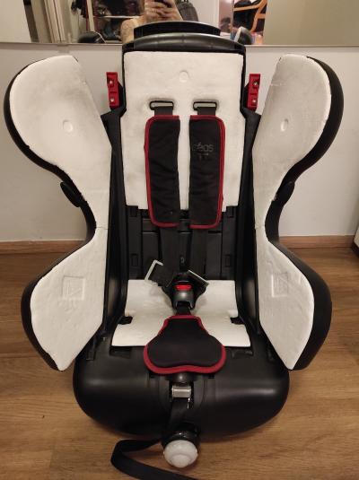 Autosedačka Bebé Confort Iséos TT 9-18 kg