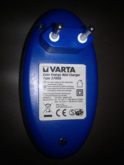 Varta Energy Mini Charger Nabíječka 2x AA/AAA 57066