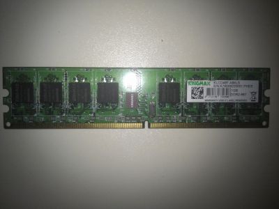 DIMM 1GB PC2-5300 DDR2-667MHz non-ECC Unbuffered CL5 240