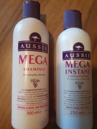 Šampon a kondicionér Aussie