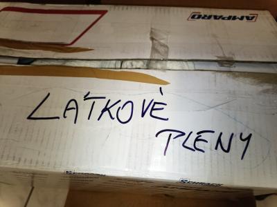 Látkové kalhotky na pleny