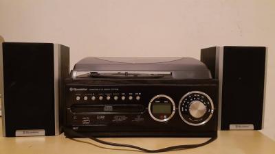 Gramofon Roadstar HIF-8888