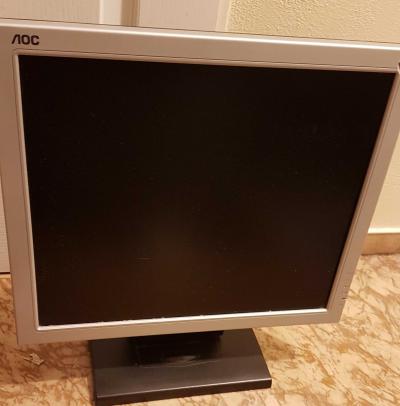 Monitor 19" - AOC LM 919