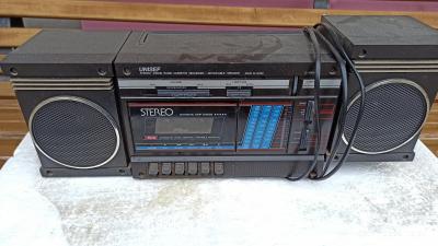 Radiomagnetofon boombox retro
