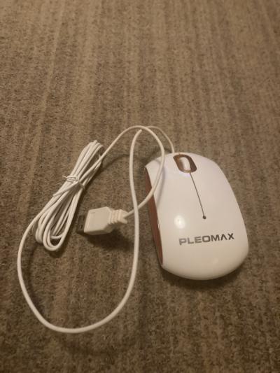 Nová laserová drátová myš Pleomax