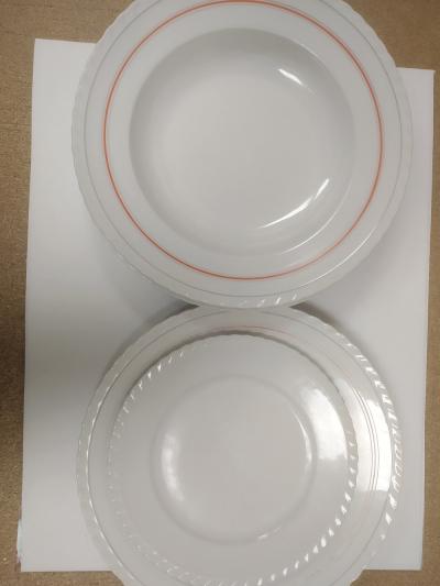 4 ks porcelánových talířů Thun