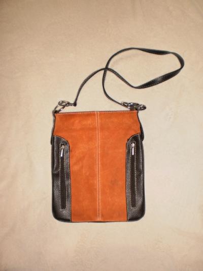 CROSSBODY