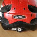 Dětskou cyklistickou helmu Uvex