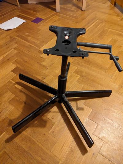 'jádro' kancelářské židle IKEA Malkolm