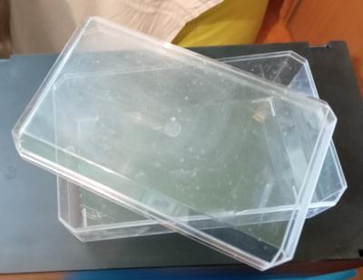 Plastová krabička I