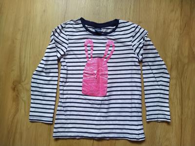Pruhované tričko s králíkem pro hubenější dítě, vel. 110