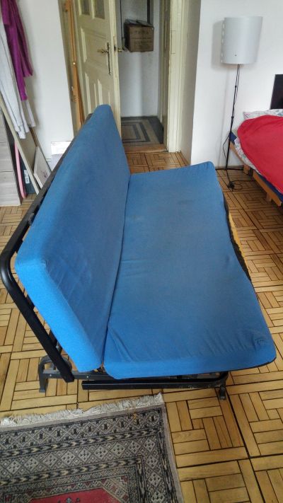 Za odvoz daruji sedačku z IKEA, matrac není v úplně době kon
