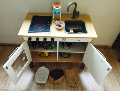 Dětská dřevěná kuchyňka s příslušenstvím